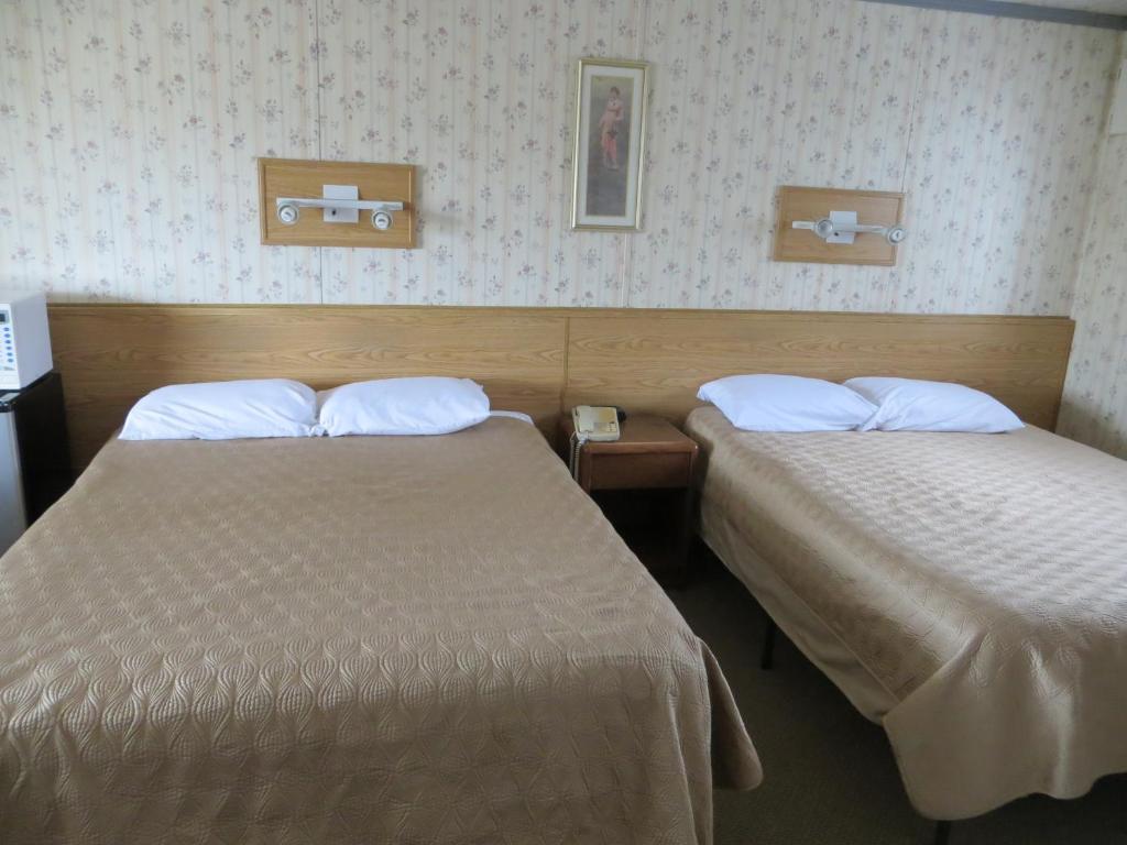 Fort Motel Форт-Маклеод Номер фото